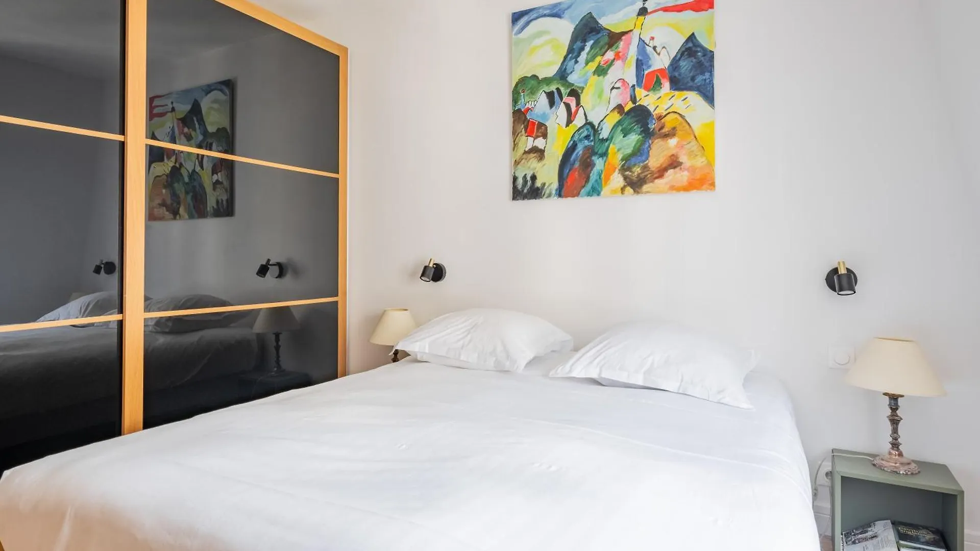 Veeve - Harmonious Hues Apartment Paris France