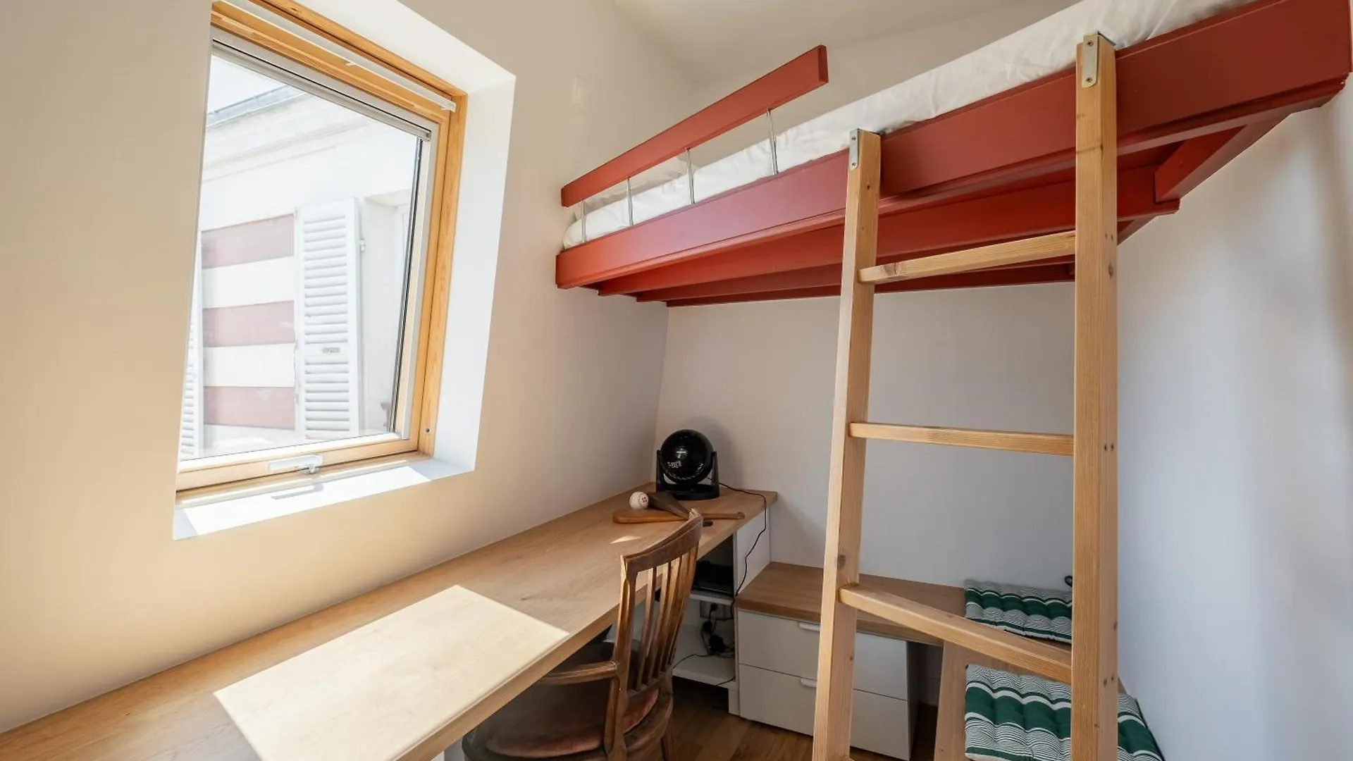 Apartmán Veeve - Harmonious Hues Paříž 0*,  Francie